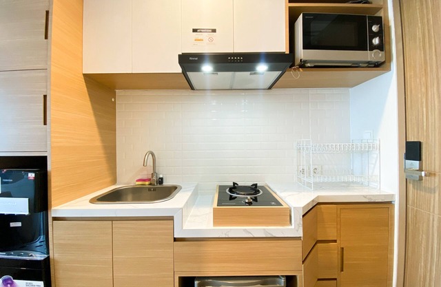 Simply Look And Warm Studio Room Tamansari Iswara Apartment