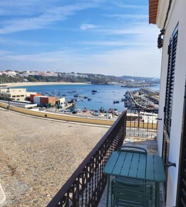 Sines Bay House