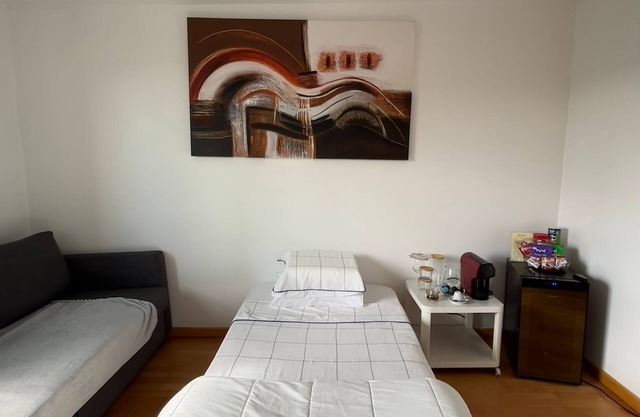 Single Bedroom