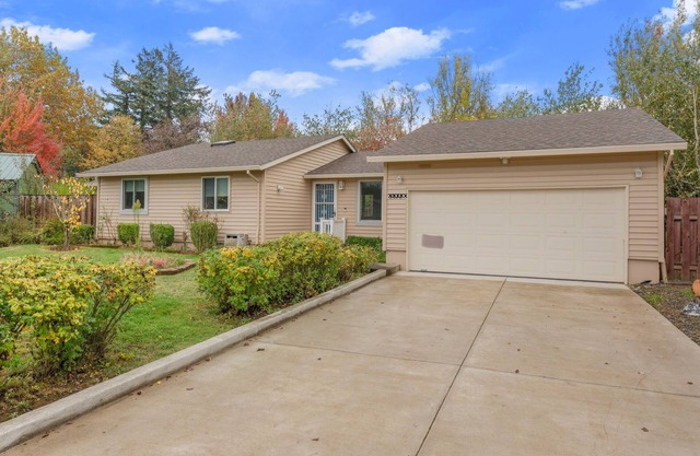 Single-Level Ranch in Troutdale – Perfect for Families & Medical Professionals