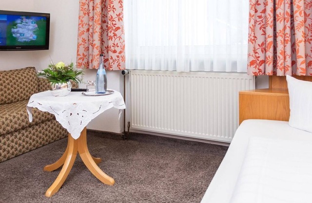 Einzelzimmer BASIC - Hotel Pfälzer Wald
