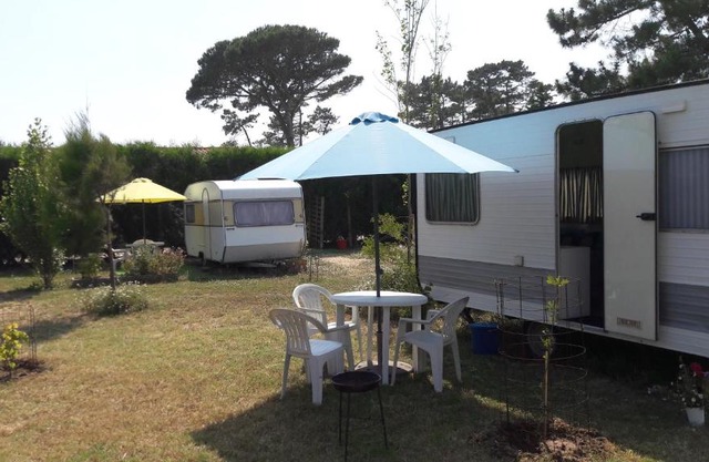 Sintra Vintage Caravan
