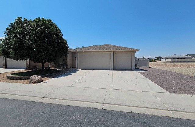 Sip, Stay and Ride- a charming wine themed home in Grand Junction