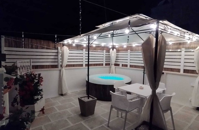 Siramà Suite Deluxe, Luxussuite mit Whirlpool und Türkischem Bad im Zimmer