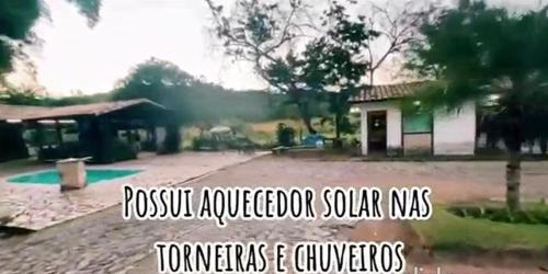 Sitio duas casas sauna piscina