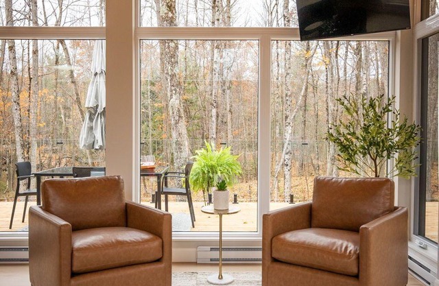 Sköv Cabin Luxury Escape | Cedar Sauna & Hot tub