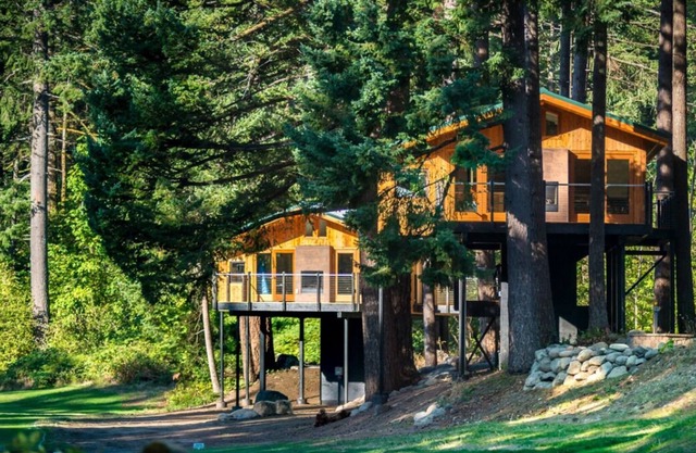 Skamania Lodge, Free Parking, Onsite Pool, Spa, Hot Tub, Golf