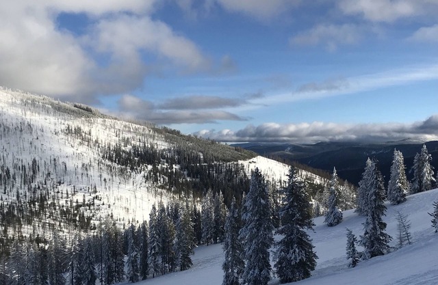 Ski & bike in comfort & convenience on Kellogg’s sunny side