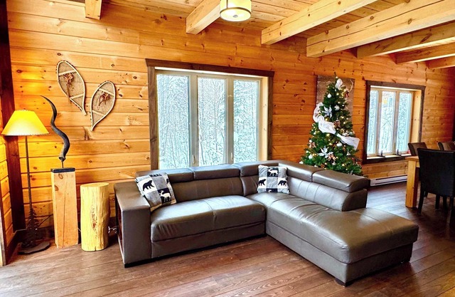 Chalet Héritage | Ski Chalet | Mountain and Spa
