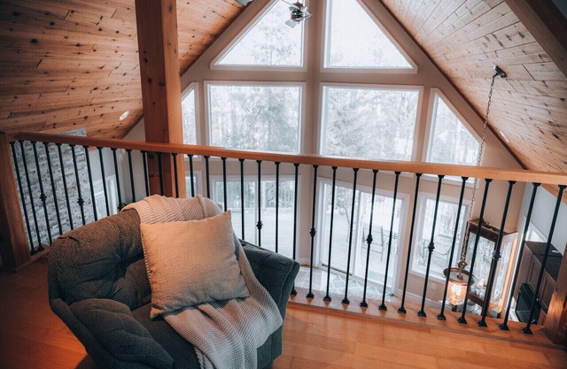 Ski Hill - Hot Tub - Barrel Sauna - BBQ - Private