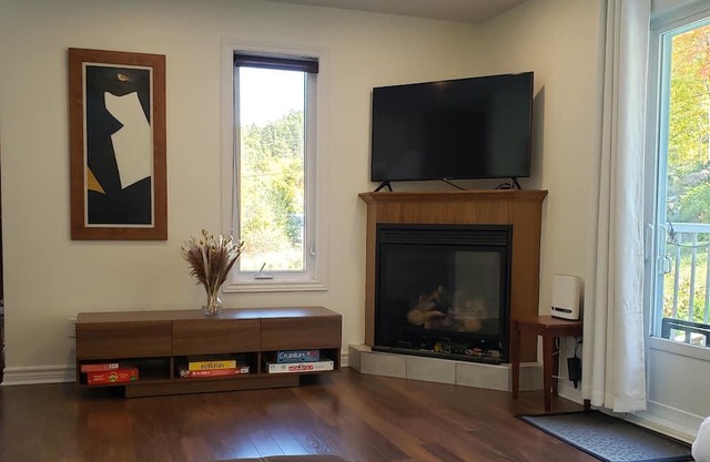 Charming Condo on Mont Ste Marie Mountain