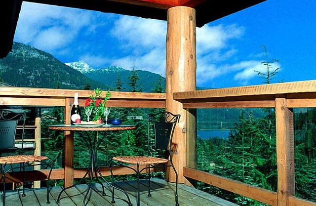 Luxus Ski in / out Private Whirlpool Kamin Private Garage anzeigen