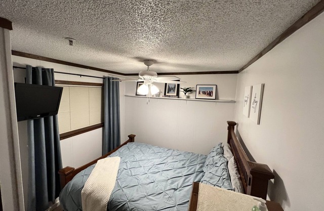 Ski In/ Ski Out 1 BR Condo With Amazing Views!