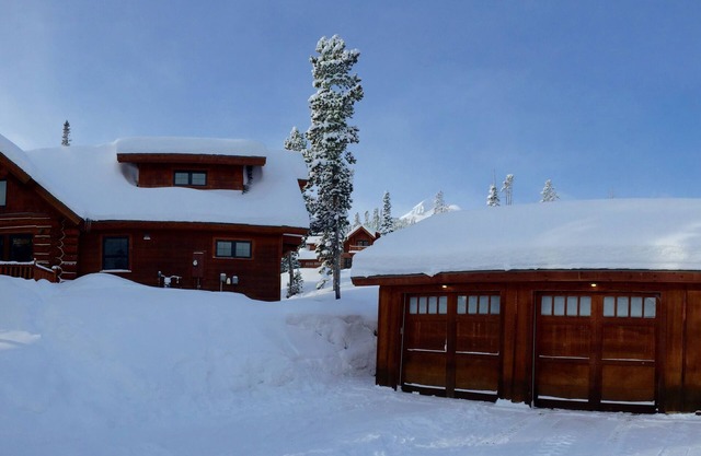 Ski In / Ski Out "Geräumige familienfreundliche Hütte" am Powder Ridge in Big Sky MT