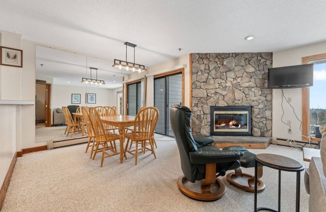 Ski-in Ski-out Condo at Stratton
