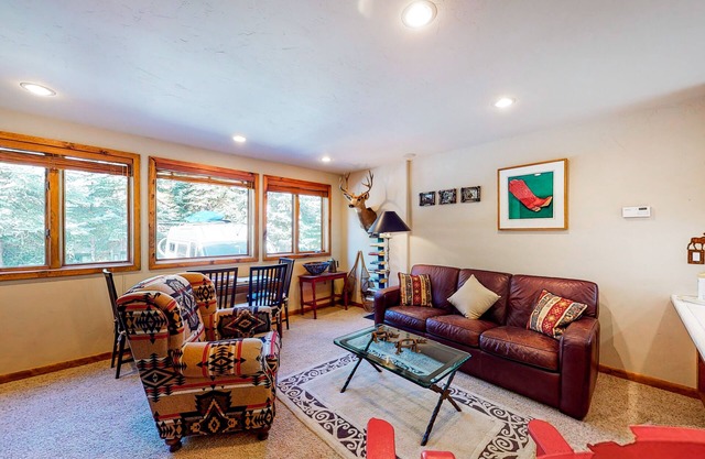 Ski-in/ski-out condo with pool, mountain view, balcony, & easy trail access