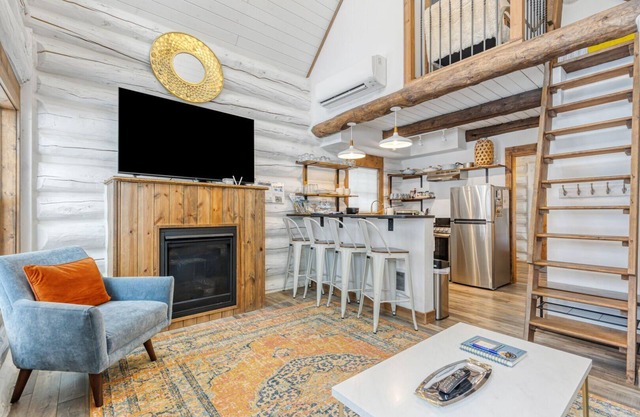 Black Bear Cabin # 1 2 BR 2 Badekabine - für bis zu 6 Personen