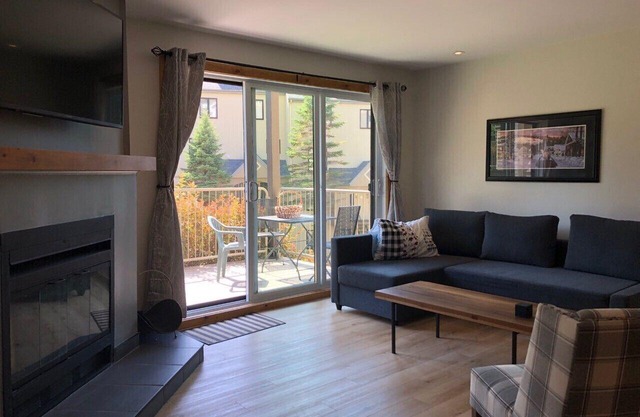 Ski-in / Ski-out Renovierte Wohnung Mont-Tremblant