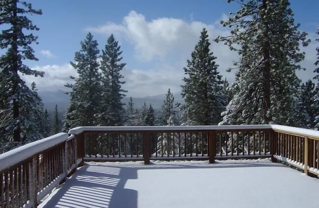 Tahoe Vacation Rental Wunderschöne Aussicht und tierfreundlicher Skiverleih