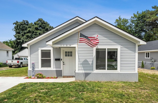 Ski Pine Knob/Mt Holly/Alpine, 2 bed 2 bath in Waterford - Dogs welcome!