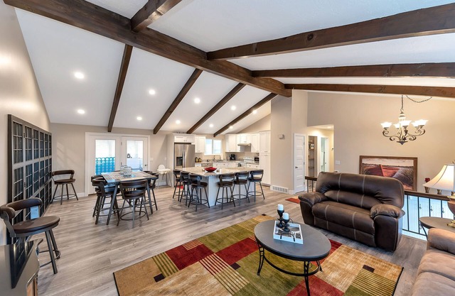 Ski & Vacation Rental Close to All Resorts