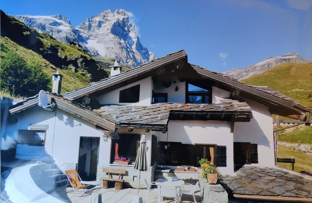 Skichaletcervinia ski in ski out aan Piste nr. 5 in Cervinia