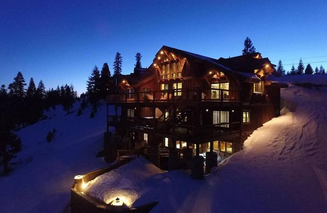 Skislope-Tahoe Villa