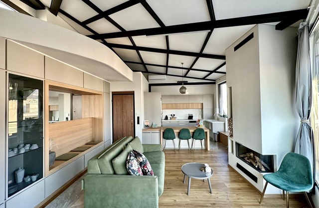 Sky Apartment - Zwei Schlafzimmer Wohnung, Schläft 6