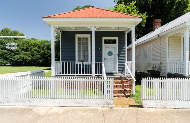 Sky cottage near downtown