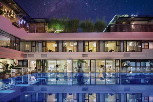 Sky Garden Inn