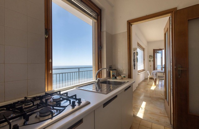 Sky & Sea Apartment by Wonderful Italy