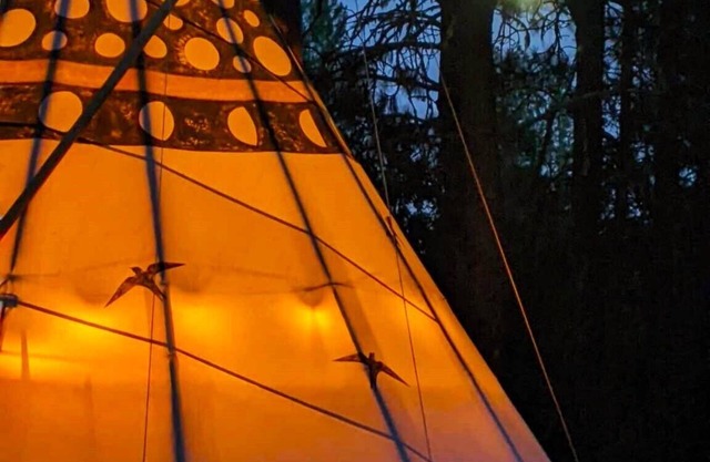 Sky Spirit -Luxury Glamping 18' Tipi - Restrooms and Showers are only a short walk away.