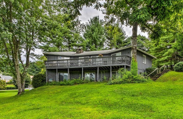Sky Valley Retreat with Golf, Pool, Beautiful Views!