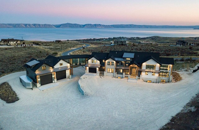 Skybridge at Bear Lake: Sleeps 61 +14-optional condo, Private Beach, Theatre Rm