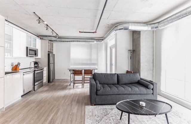 Skyline 776 - 2BR, 1BR & Studio Units with Parking