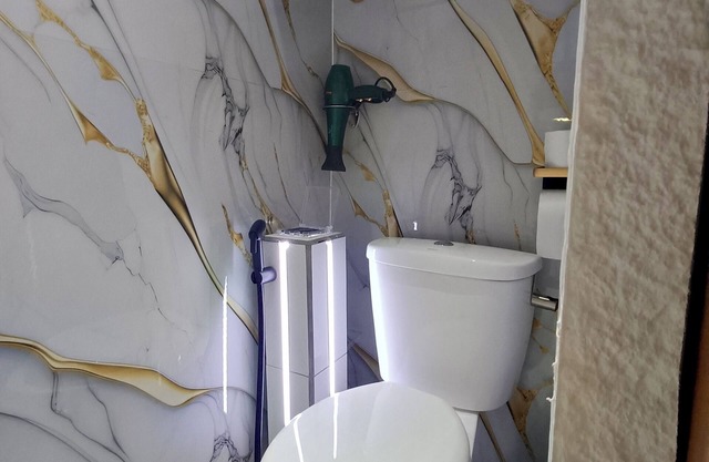 Skylodge 1 B&B - Bali Jungle Retreat with Fine Dining & Eco Pool