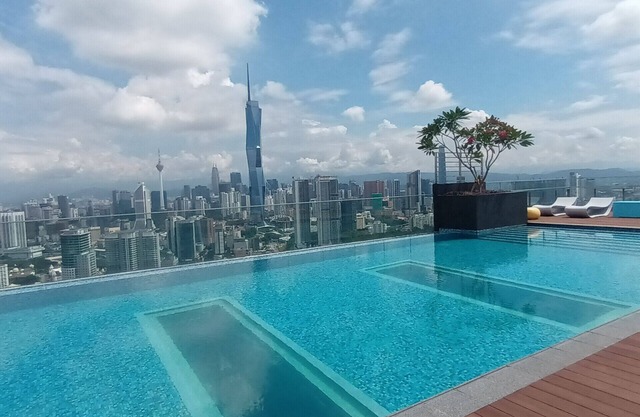 SkyPool Suite @ KL Sentral - Suite A