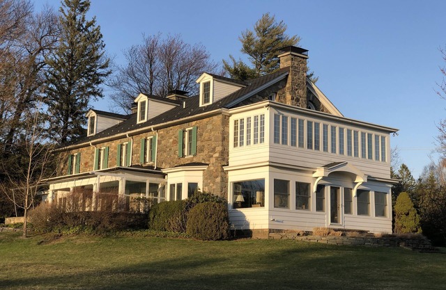 Skytop Fairway House