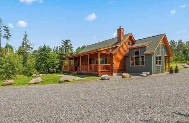 Slack Tide at Rangeley Lake Resort - with shared waterfront on Rangeley Lake