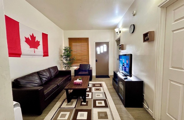 Sleek and Stylish City Loft. Room-1