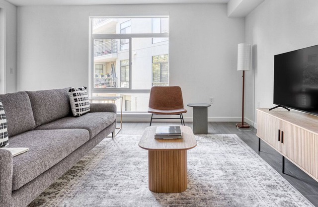 Sleek Campbell 1BR w/ Gym, W/D, Game Room, walk to WF & TJ, by Blueground