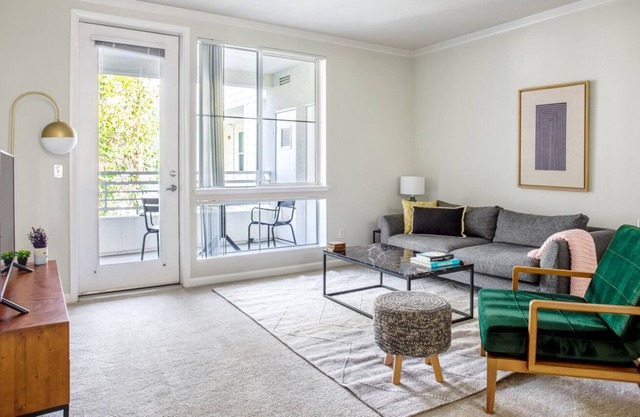 Sleek San Mateo 1BR w/ Pool, Parking, Clubhouse, Cinema, by Blueground