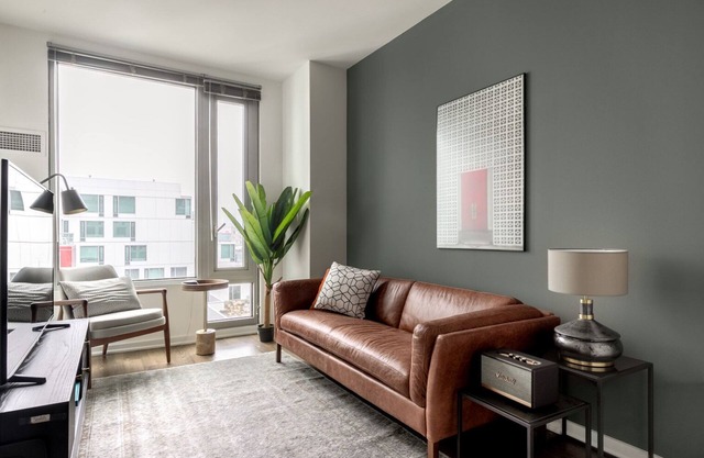 Sleek SoMa 1BR w/ Gym, Roofdeck, W/D, nr. Muni & BART, by Blueground