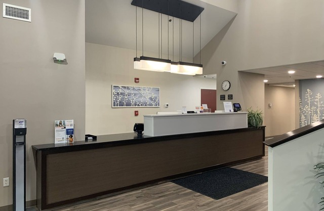 Sleep Inn & Suites