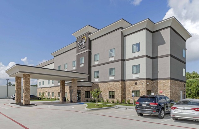 Sleep Inn & Suites