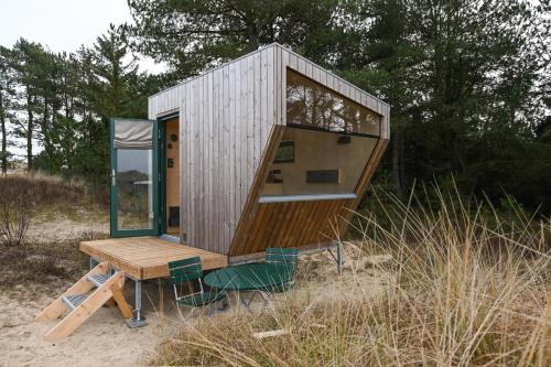 Sleep Space 2 - Green Tiny Spot Amrum