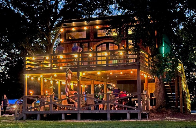 Sleep with the birds, in a cabin aloft in the oaks.