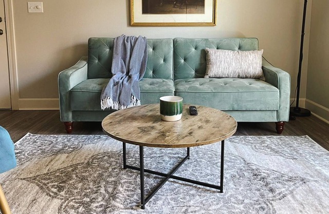 Alluring 1BD/1BA + Gym - Little Rock