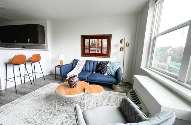 Sleepover: Cozy 1BD/1BA + Gym - Cincinnati