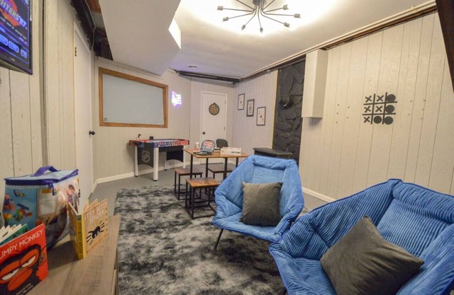 Sleeps 10|Lakes|Pools|Kayak|Hot Tub|Game Rm